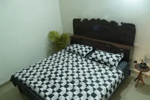 hyumomn Studios | Premium Stay Guaranteed - Image 3