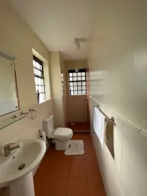 Lovely 1BR in Parklands next to Aga Khan Hospital - Image 3