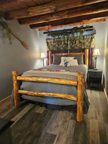 Cozy Log Cabin near Cooperstown Dreams park and All- Star Village - Image 5