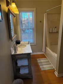 Guest House 632 Summit Street - Image 2