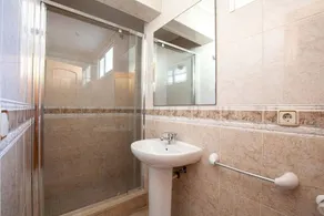 0001 Villa Mahon - Image 5