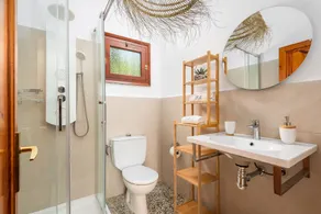 Villa 4 Bedroom - Panoramic sea view - Heated pool - Image 3
