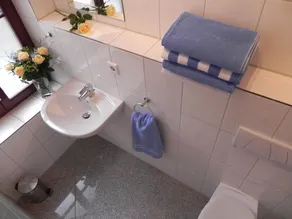 3-huoneen Huoneisto \"Am Roßplatz\", Sis. Fi ja Jopa 8 Henkilöä Parveke. Autotalli - Image 3