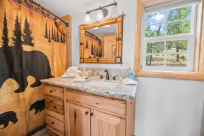 Boulder Bear - Secluded, Beautiful Views, Fireplace, Barbecue - Image 2