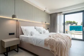 Villa Bava with 4 en-suite bedrooms, heated 33 sqm pool - Image 5