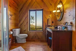 Mountain Cabin with 180 degree panoramic views just 15 minutes from Hanging Rock - Image 5
