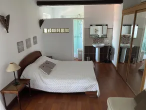 Very pleasant garden level in a house, ideal for couples with or without children - Image 4