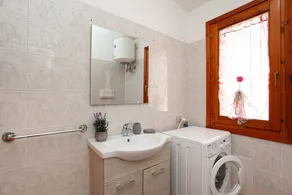 Appartamento per vacanze \"Prenda Home Holiday\" con balcone, Wi-Fi e vista sul mare - Image 4