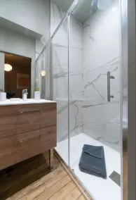 Superbe appartement dans immeuble classé - Image 4