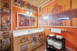 Unit 1 Charming 2 bedroom at River Ranch Inn - Image 3