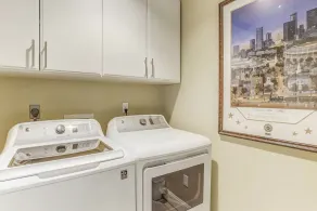 Oceanfront, 2nd-Floor Condo with Balcony, HDTVs, WiFi, AC & Shared Pool - Image 2