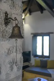 The Walnut Tree Lodge-Mountain house in Greece - Image 2