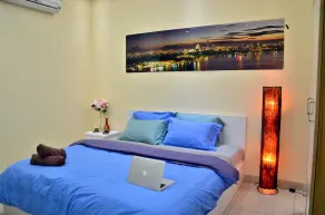 Spacious King bed room, private bath near Hanoi Opera House - Image 5