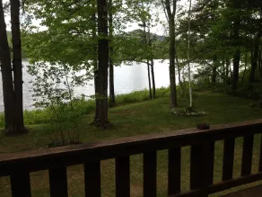Waterfront Chalet med privat strand i de hvide bjerge i New Hampshire. - Image 4