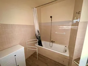 Cavalaire : Appartement 2 Pièces, à 300m Plage, Clim, Balcon - Image 2