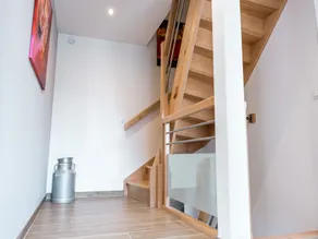 Maison rénovée au cœur de Thann : 3 chambres, cuisine équipée, proche randonnées et villes alsaciennes - Image 2