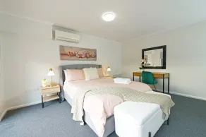 Pet Friendly Well-appointed 3BM Retreat Parking Netflix - Image 4