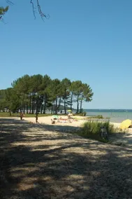 3 bedroom house with terrace 250m from the sea - Image 4