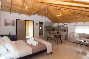 Selinitsa Stone Studio - Mani Seaview Retreat - Image 3