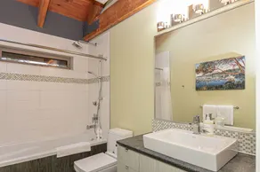Mariner's Loft - Salt Spring Island - Image 4