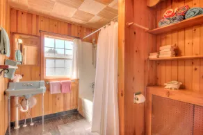 Blue Beach Cottage - Image 2