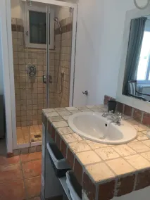 Grimaud, charme, strand 5 minutter, St Tropez 10 km, aircondition, opvarmet swimmingpool - Image 4