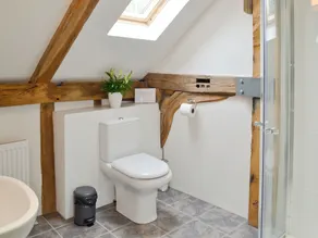 5 bedroom accommodation in Botesdale, near Diss - Image 4