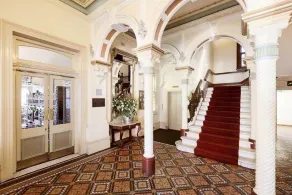 The Hotel Shamrock - Image 5