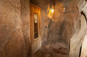 Rustic & Cozy Getaway |Amazing Cave-inspired +Pool - Image 4