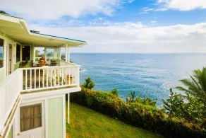 Stunning, majestic, oceanfront location, with stunning view and air conditioning - Image 4