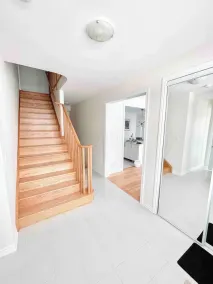 Large 5 Bedroom Newly Built Home Sleeps 12 Persons - Image 2