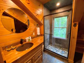 Unique 'yurt' home in Bretton Woods with hot tub, firepit, trails, beach, swimming, volleyball! - Image 2