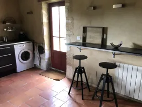 Bordeaux: Charming house in a green setting - Image 3