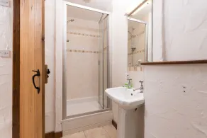 Atemberaubende Drei Schlafzimmer Barn Conversion Schlaf 6, nimmt Haustiere. In der Nähe von Stränden und Exmoor. - Image 4