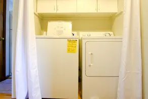 If you are looking for a great accommodation for your upcoming Illinois getaway! - Image 2