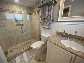 One Bedroom Condo with Ocean Views and close to the Beach!! - Image 3
