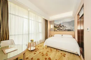Vienna 3 Good Hotel Huaran Branch - Image 5