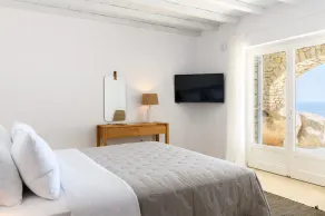 Villa Alkirra with breathtaking views of the Aegean sea at great location - Image 5