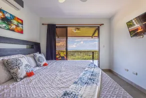 Affordable, Breathtaking Luxury! Private yet Close to Everything - Image 4