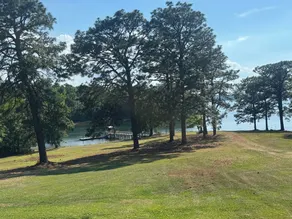 Near Dam-Lake Front Estate w/ Large Dock, Private Ramp, and Beautiful Sunsets - Image 3