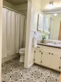 PRIVATE, RELAXING , AND A UNIQUE HOME EXPERIENCE - Image 2