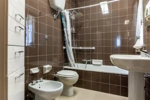 A casa di Dario: a due passi dal mare con posto auto - Image 3