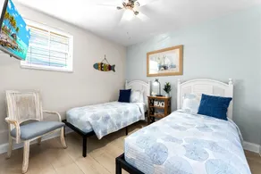 2BR Ground Floor Beach Condo + Heated Pool Access! ➠ Clearwater Beach Suites #106 - Image 5
