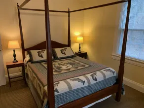 Apt. 6 | Creek Side Apartment on Main Street in Hot Springs! - Image 4