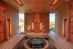 Private resort style living with spectacular views  near Saint Paul de Vence - Image 2
