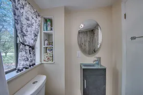 4 chambres, 2 salles de bain chalet rustique en plein coeur de Split Rock. - Image 5