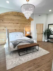 4-bedroom Spacious Loft just 17 minutes from Overland Park - Image 4