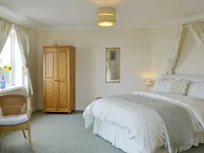 3 Schlafzimmer Unterkunft in Cargreen Village, near Plymouth - Image 3