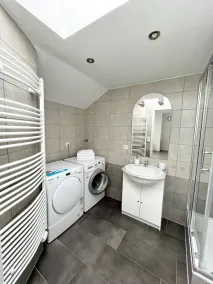 Full confort apartment air conditioning Bicycles free - Image 3