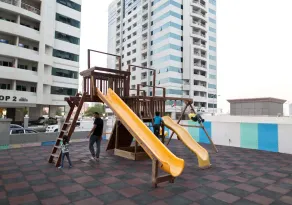 COZY AND LOVELY 2 BEDROOMS APARTMENT IN DUBAI - Image 3